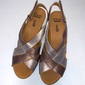 Clarks - Helio Coral Metalic Leather Wedge Sandal